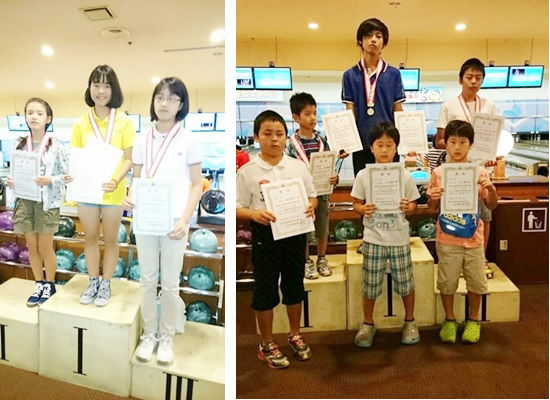 表彰台のジュニア女子の三人(左)、右は男子の皆さん